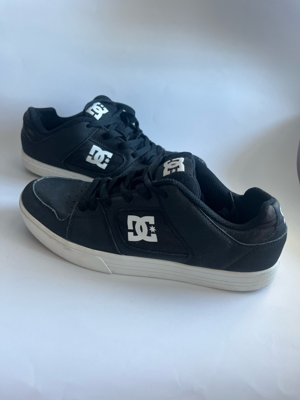 DC Black Low-Top Skate Sneakers with White Logo in size 8.5